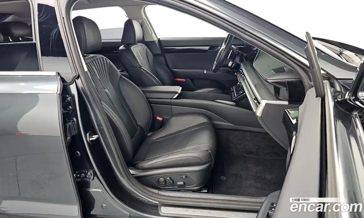 Hyundai Grandeur 2022 2.5 гидро в Москве № 109940, фото 10