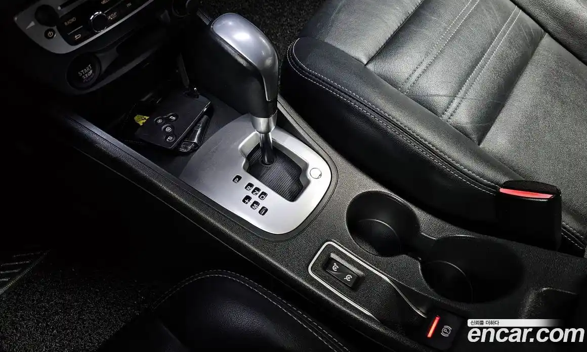 Renault SM3 2013 1.6 гидро в Москве № 147899, фото 9