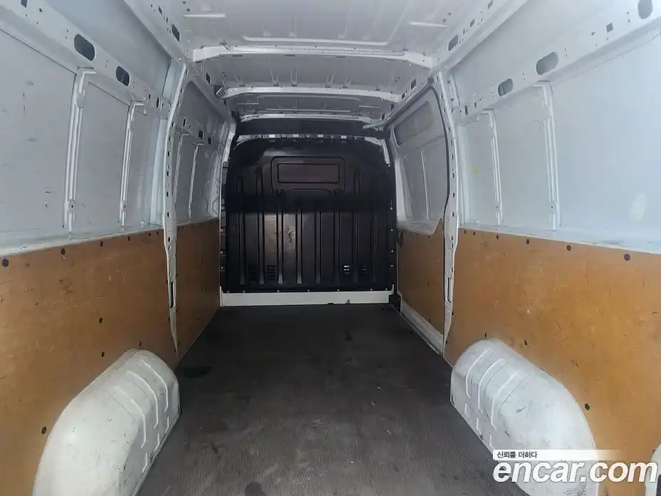 Renault Master 2020 2.3 Механическая в Москве № 209765, фото 16