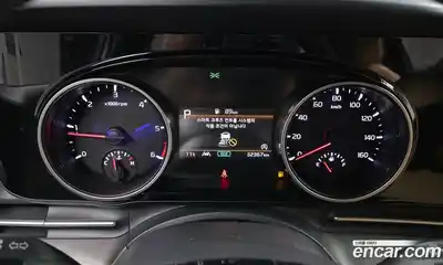 Kia Canival 2023 2.2 гидро в Москве № 54583, миниатюра 8