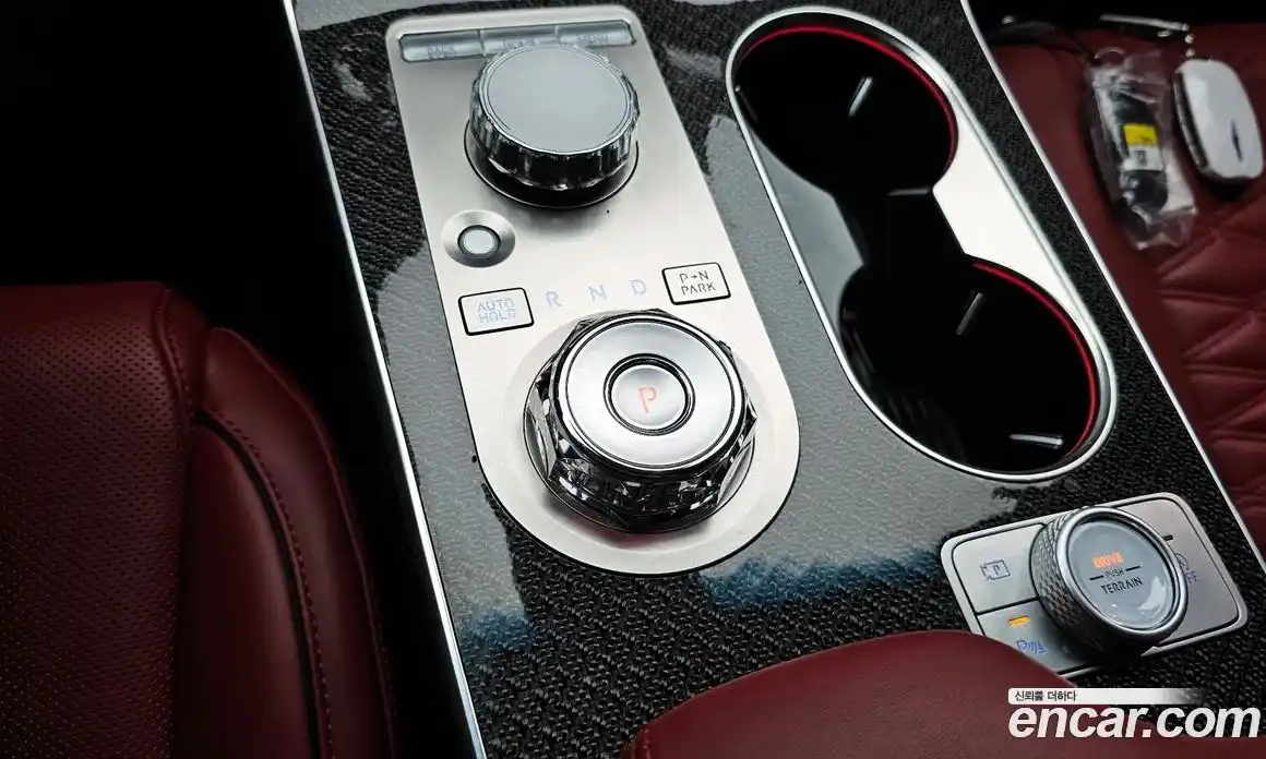 Genesis GV80 2024 2.5 гидро в Москве, фото 9