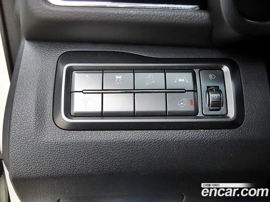 SsangYong TIBOLI 2019 1.6 Автомат в Москве № 818937, фото 12