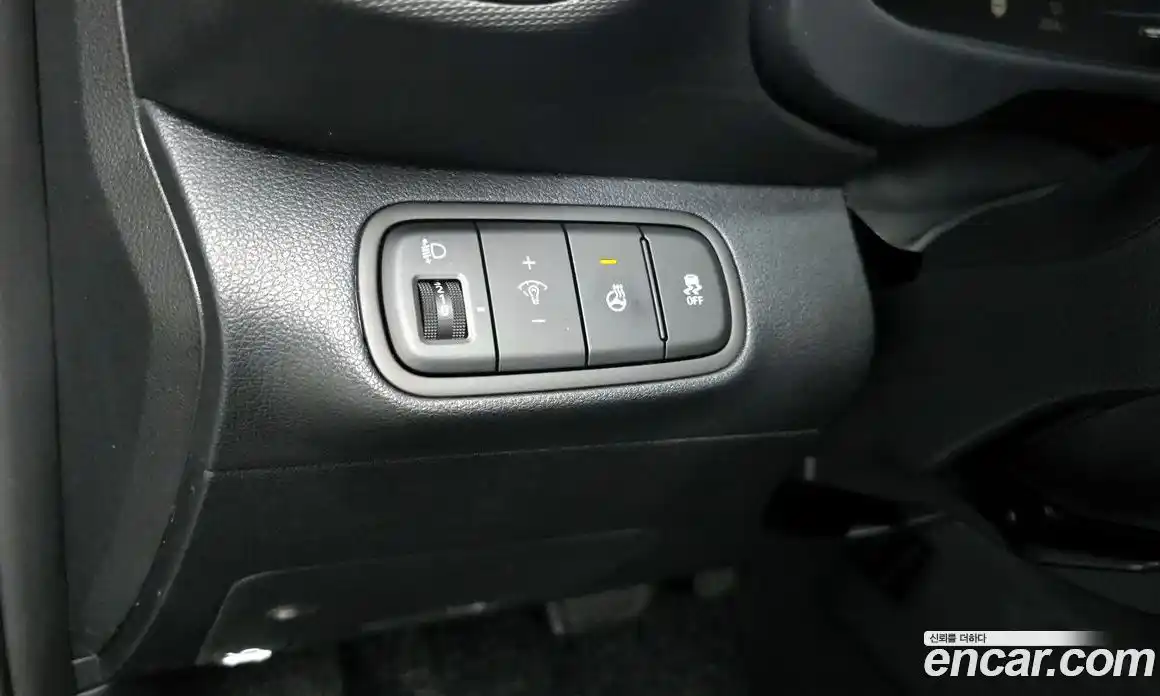 Hyundai Venue 2025 1.6 Автомат в Москве № 853673, фото 17