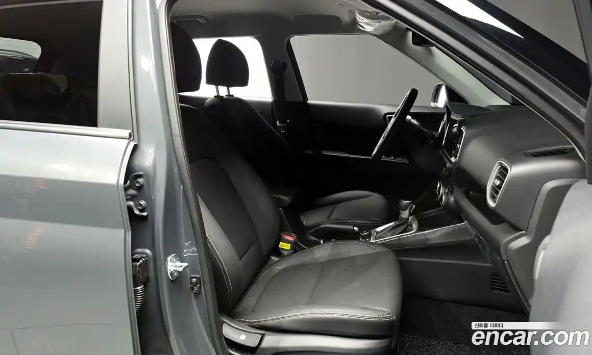 Hyundai Venue 2025 1.6 Автомат в Москве № 853673, фото 10