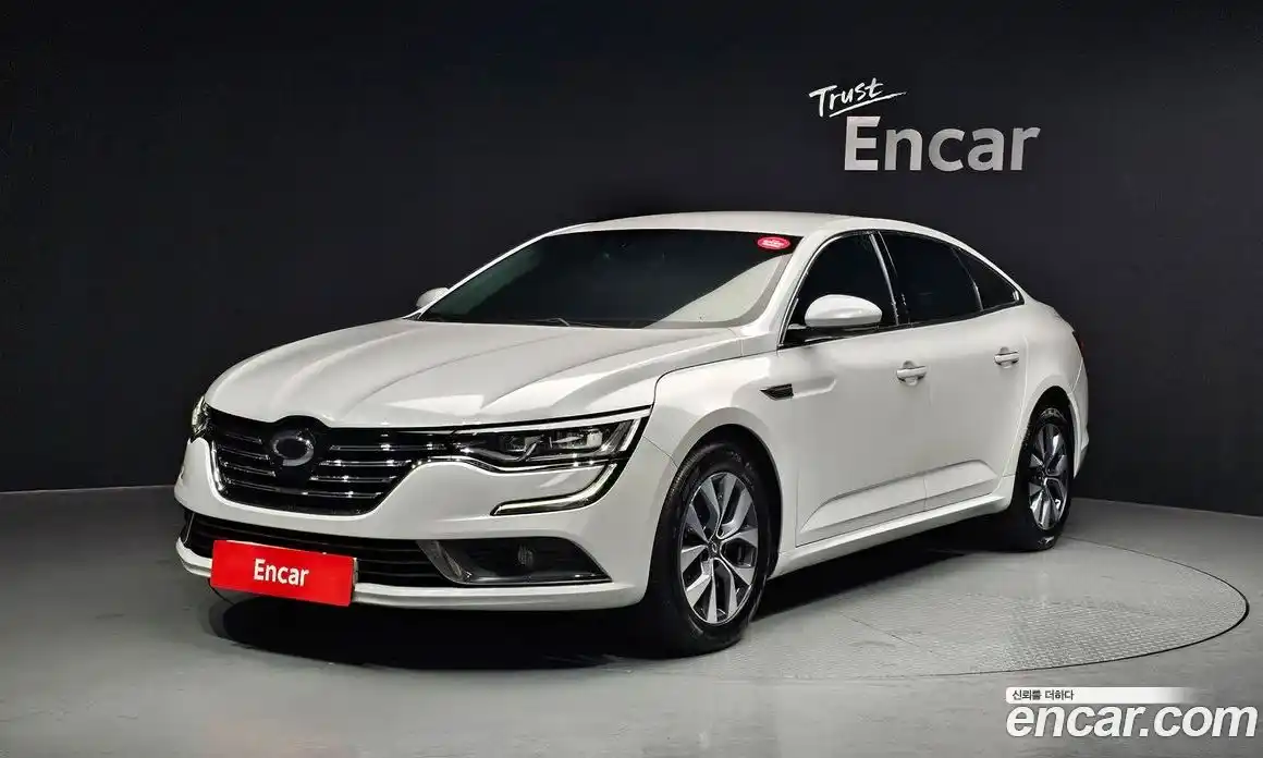 Renault SM6 2017 1.5 Автомат в Москве № 853725, фото 1