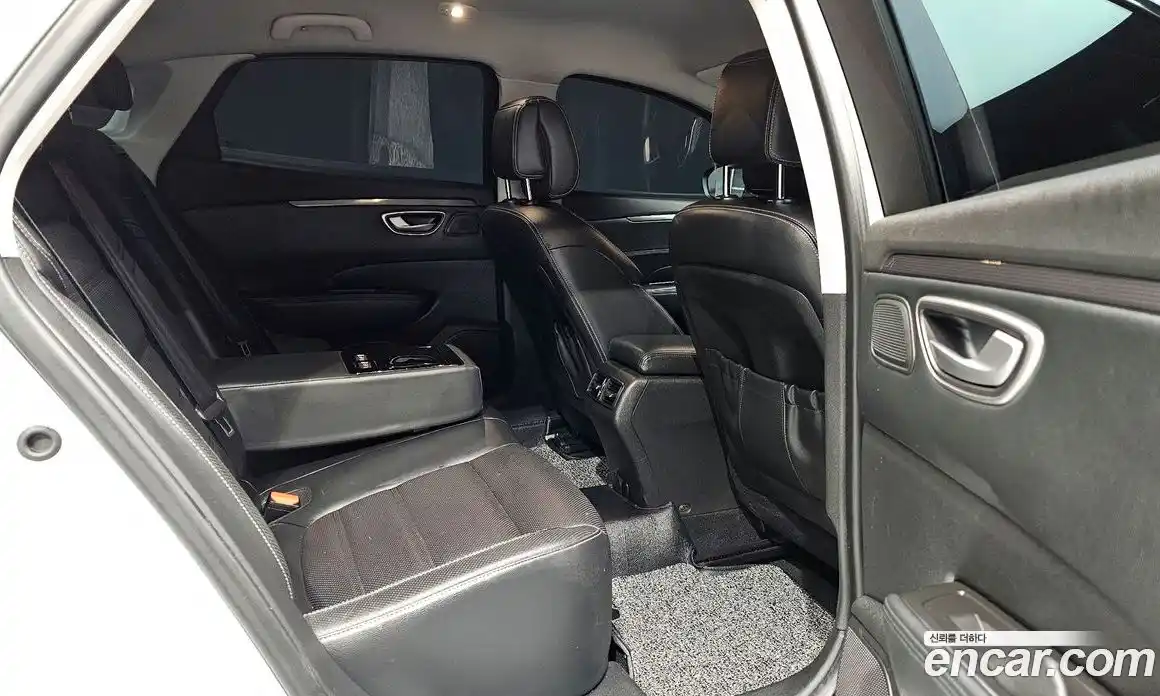 Renault SM6 2017 1.5 Автомат в Москве № 853725, фото 11