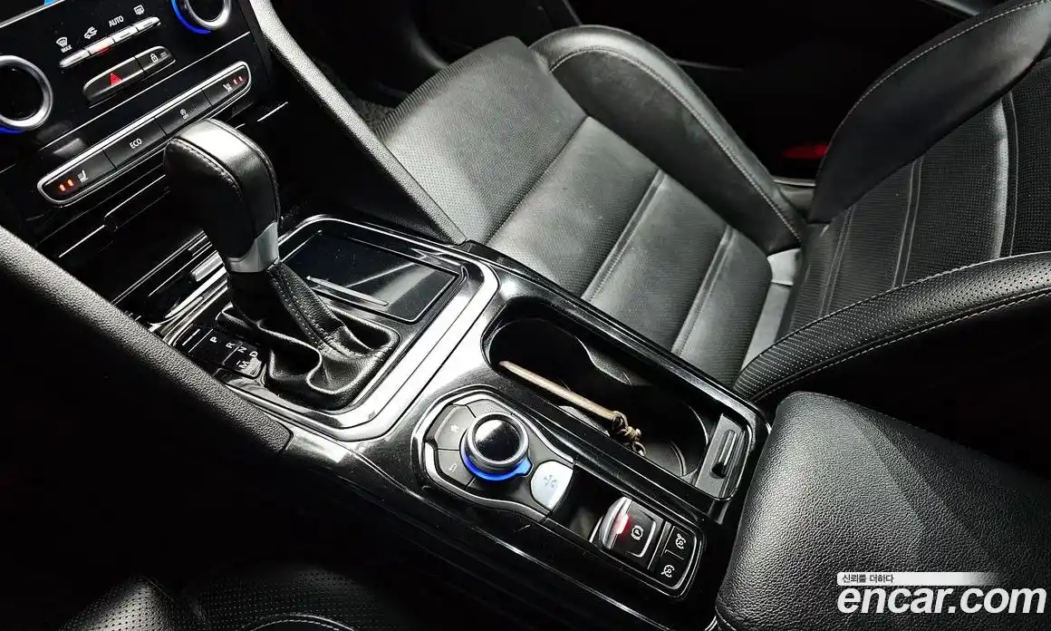 Renault SM6 2017 1.5 Автомат в Москве № 853725, фото 9