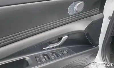 Hyundai Avante 2021 1.6 Автомат в Москве № 854094, миниатюра 12