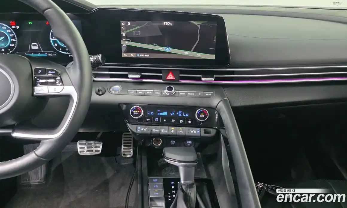 Hyundai Avante 2021 1.6 Автомат в Москве № 854094, фото 15