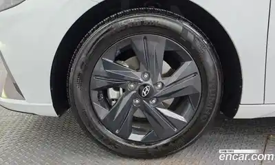 Hyundai Avante 2021 1.6 Автомат в Москве № 854094, миниатюра 5