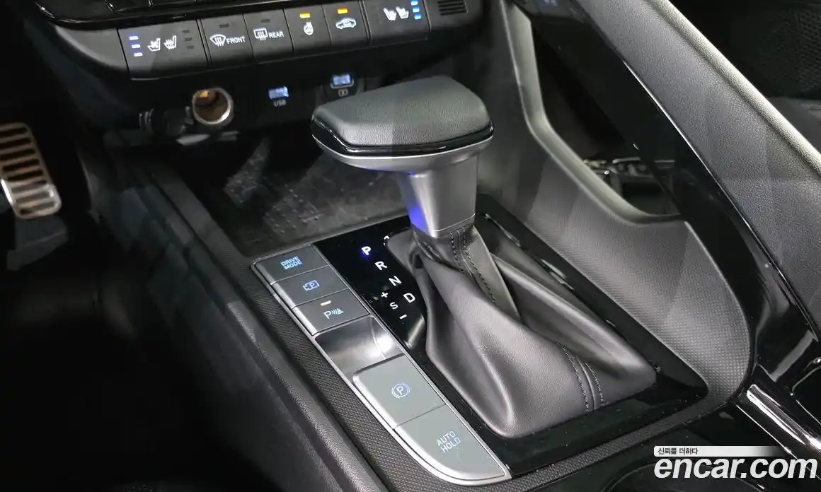 Hyundai Avante 2021 1.6 Автомат в Москве № 854094, фото 9