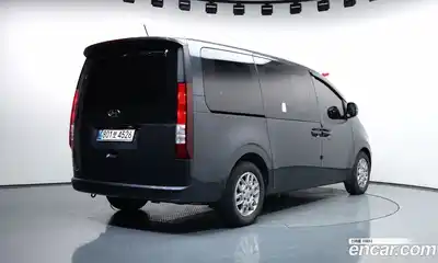 Hyundai Staria 2022 3.5 Автомат в Москве № 854226, миниатюра 2