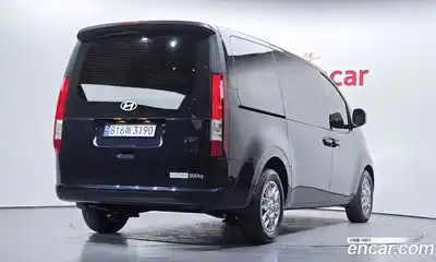 Hyundai Staria 2024 2.2 Автомат в Москве № 854432, миниатюра 2