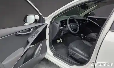 Kia Niro 2025 1.6 Автомат в Москве № 854746, миниатюра 10