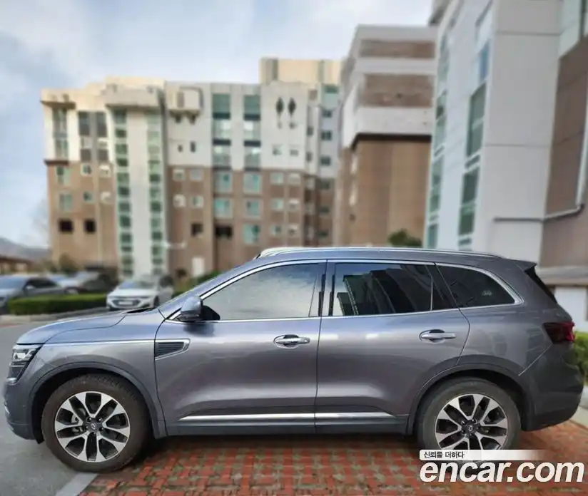 Renault QM6 2016 2.0 Автомат в Москве № 854843, фото 3