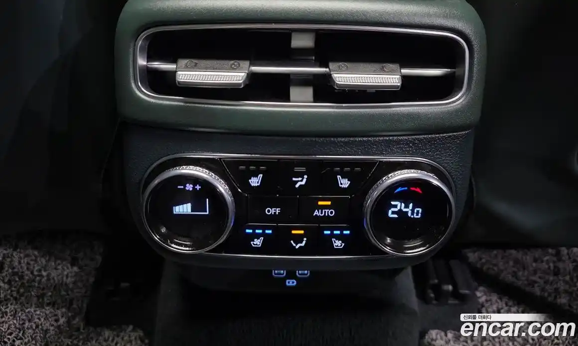 Genesis GV70 2022 0.1 Автомат в Москве № 855945, фото 17