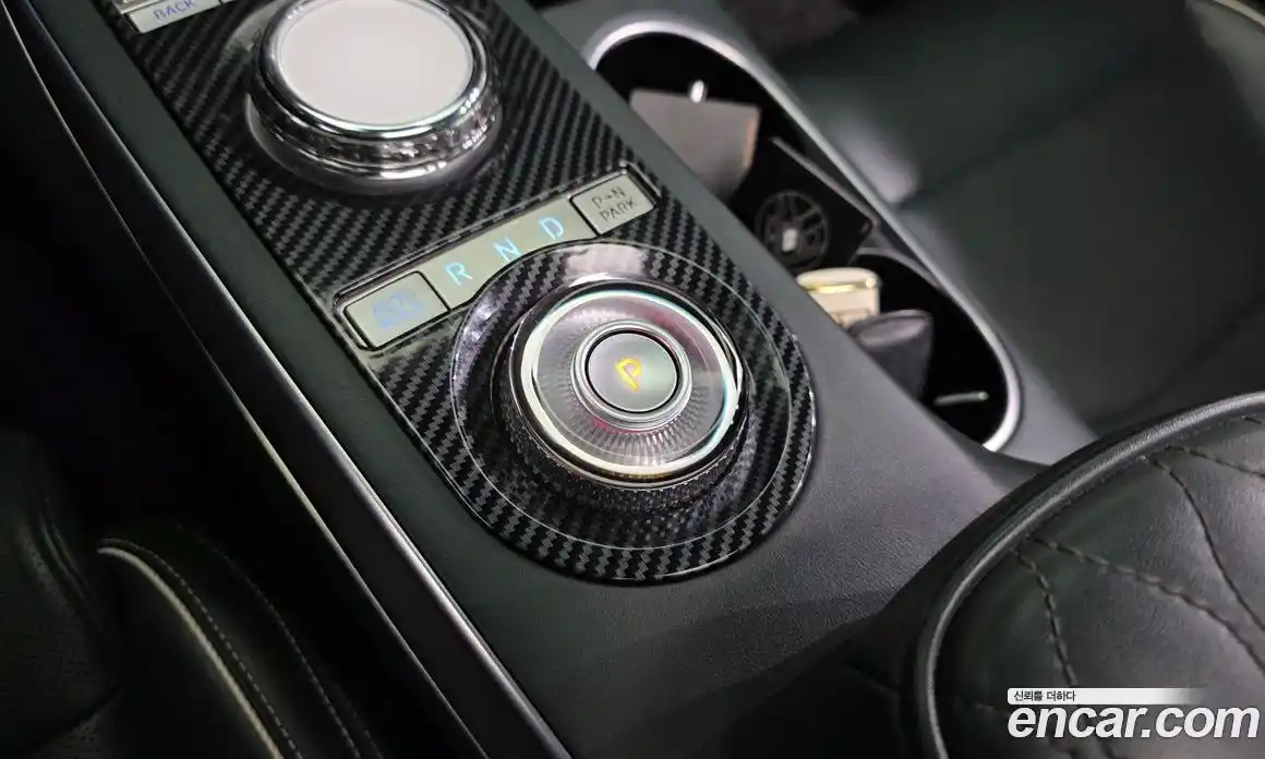 Genesis GV70 2022 0.1 Автомат в Москве № 855945, фото 9