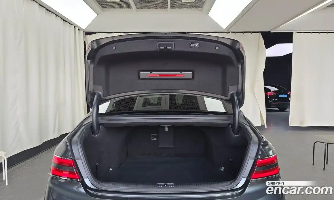 Genesis G90 2019 3.8 Автомат в Москве № 856108, фото 20