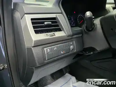 SsangYong Rexton 2018 2.2 Автомат в Москве № 857064, миниатюра 11