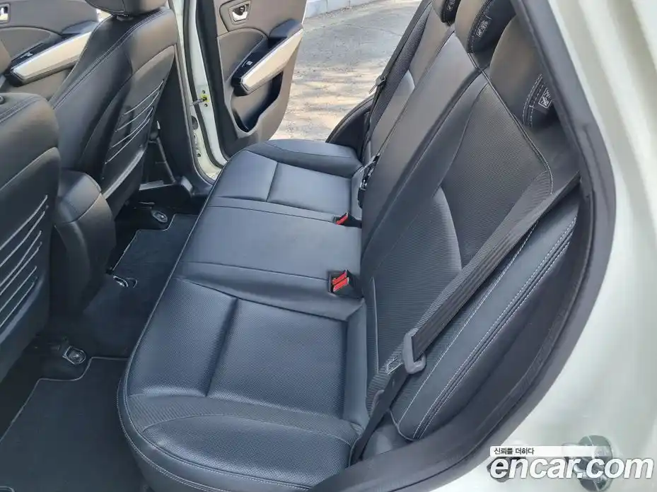 SsangYong TIBOLI 2015 1.6 Автомат в Москве № 857085, фото 13