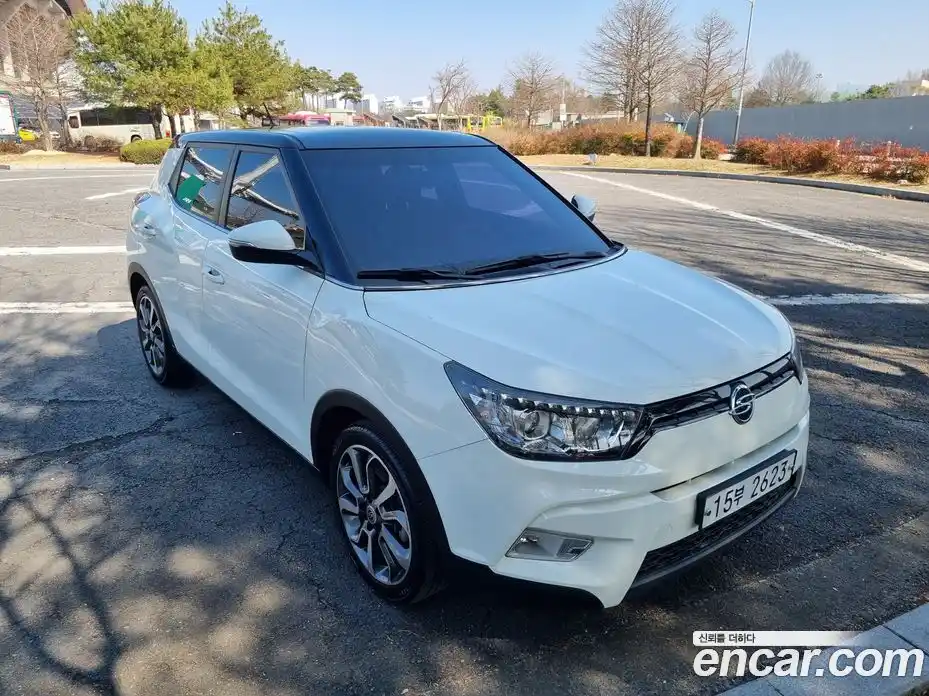 SsangYong TIBOLI 2015 1.6 Автомат в Москве № 857085, фото 3