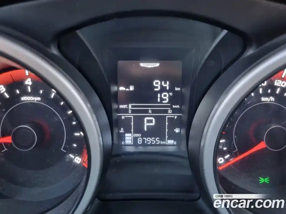 SsangYong TIBOLI 2015 1.6 Автомат в Москве № 857085, фото 10