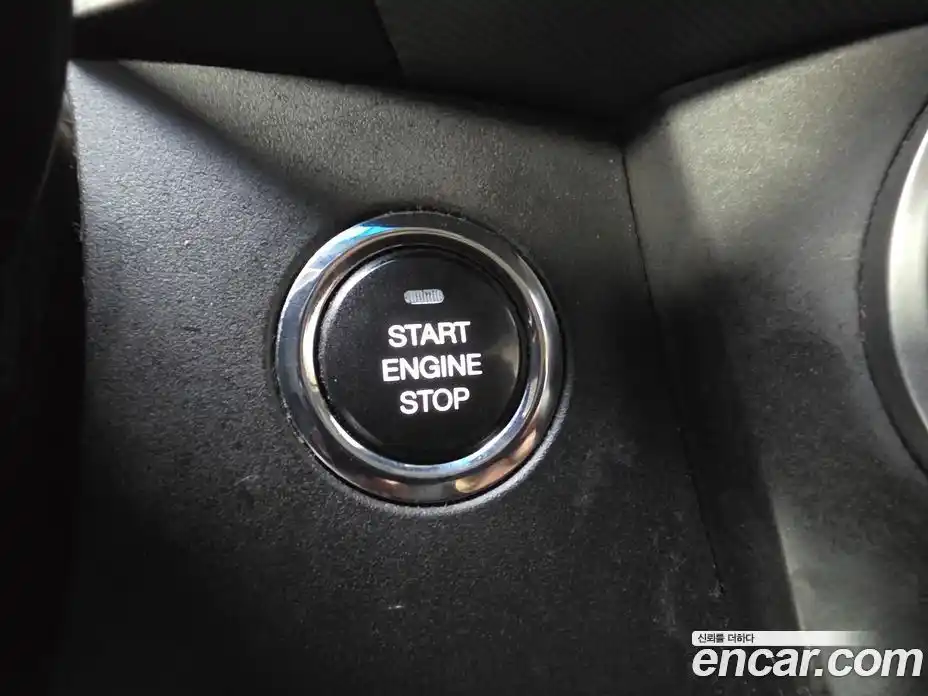 SsangYong Korando 2016 2.2 Автомат в Москве № 857169, фото 16