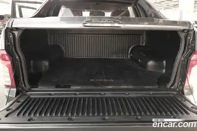 SsangYong Korando 2017 2.2 Автомат в Москве № 857187, миниатюра 10