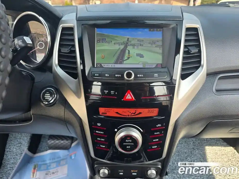 SsangYong TIBOLI 2015 1.6 Автомат в Москве № 857197, фото 14