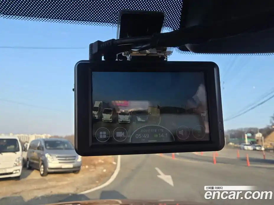 SsangYong TIBOLI 2015 1.6 Автомат в Москве № 857197, фото 19