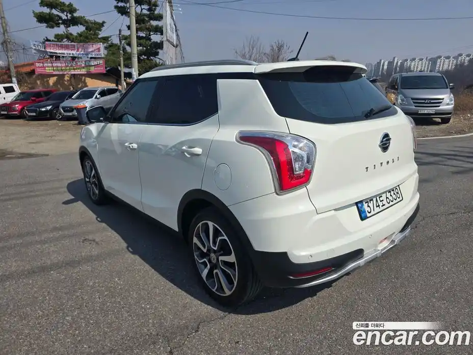 SsangYong TIBOLI 2015 1.6 Автомат в Москве № 857197, фото 6