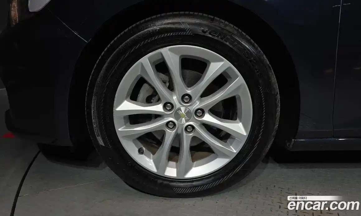 Chevrolet Malibu 2017 1.5 Автомат в Москве № 857534, фото 5