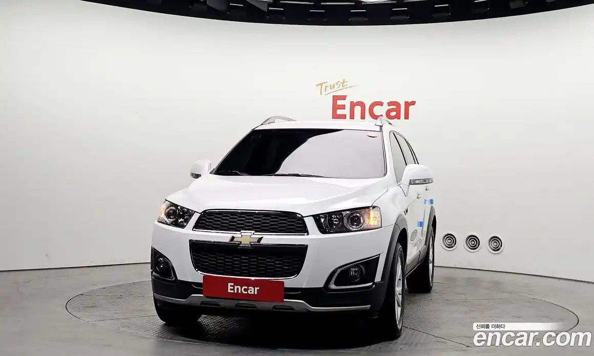 Chevrolet Captiva 2015 2.0 Автомат в Москве № 857694, фото 3