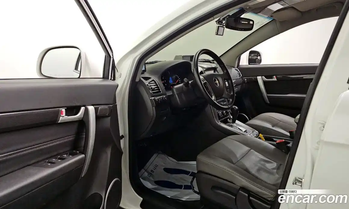 Chevrolet Captiva 2015 2.0 Автомат в Москве № 857694, фото 10