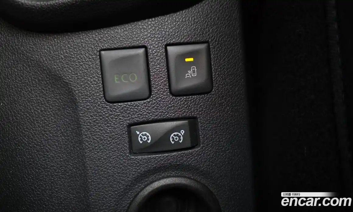 Renault QM3 2017 1.5 Автомат в Москве № 858182, фото 18