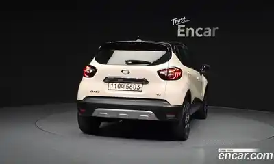 Renault QM3 2017 1.5 Автомат в Москве № 858182, миниатюра 4