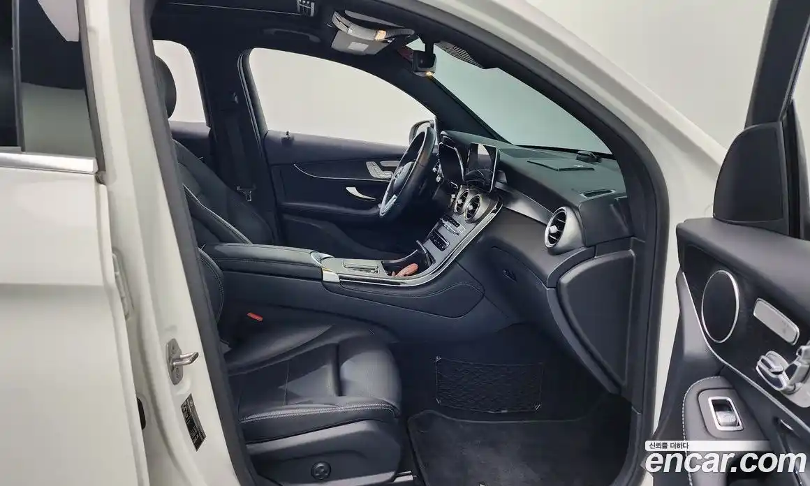 Mercedes-Benz GLC-Class 2020 2.0 Автомат в Москве № 859299, фото 11