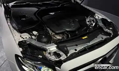 Mercedes-Benz E-Class 2018 1.9 Автомат в Москве № 859458, миниатюра 6