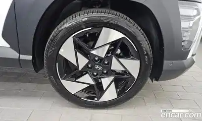 Hyundai Kona 2025 1.6 Автомат в Москве № 885997, миниатюра 5