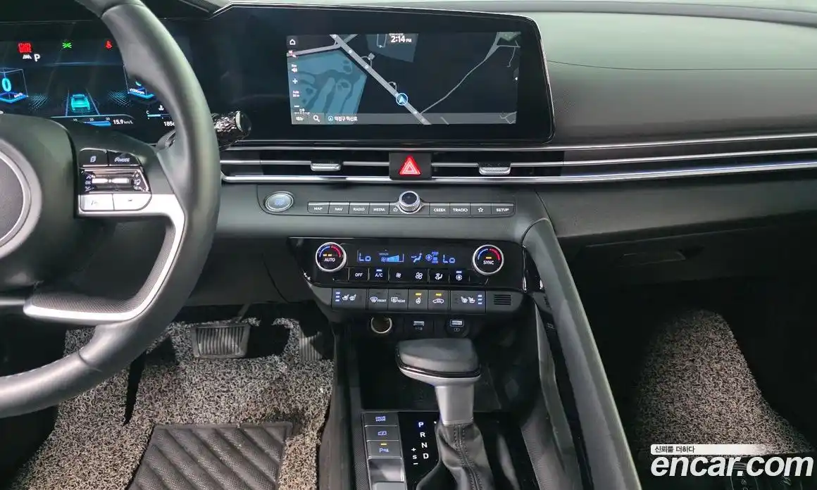 Hyundai Avante 2022 1.6 Автомат в Москве № 886580, фото 15