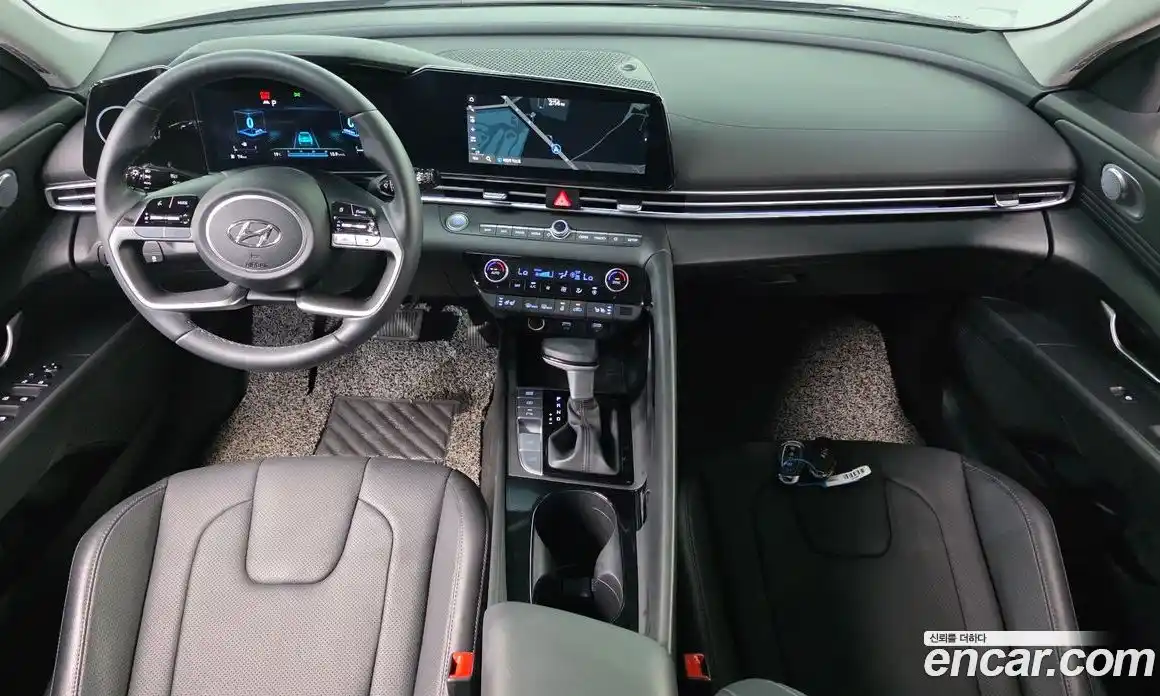 Hyundai Avante 2022 1.6 Автомат в Москве № 886580, фото 7