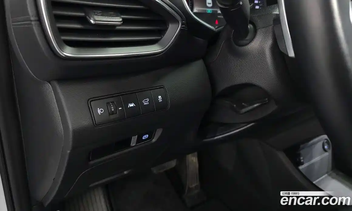 Hyundai Santa Fe 2023 2.2 Автомат в Москве № 886724, фото 14