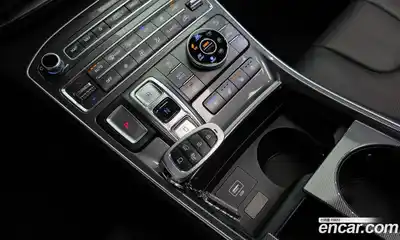 Hyundai Santa Fe 2023 2.2 Автомат в Москве № 886724, миниатюра 9