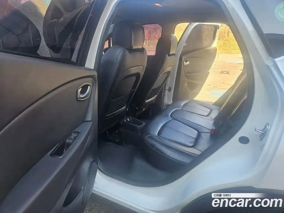 Renault QM3 2019 1.5 Автомат в Москве № 886984, фото 13