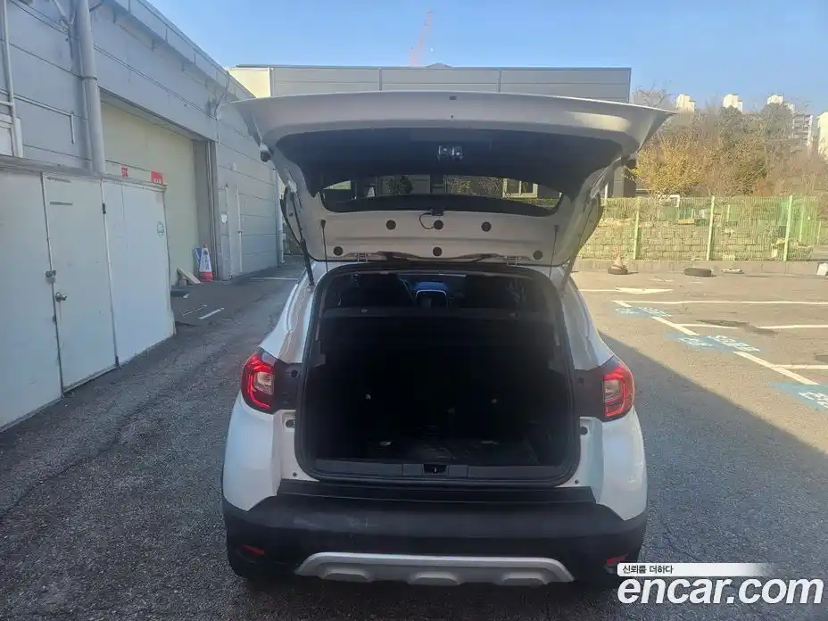 Renault QM3 2019 1.5 Автомат в Москве № 886984, фото 20