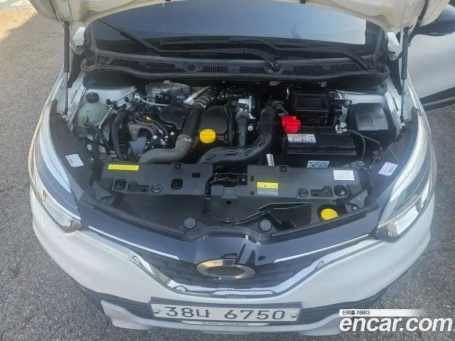 Renault QM3 2019 1.5 Автомат в Москве № 886984, фото 6