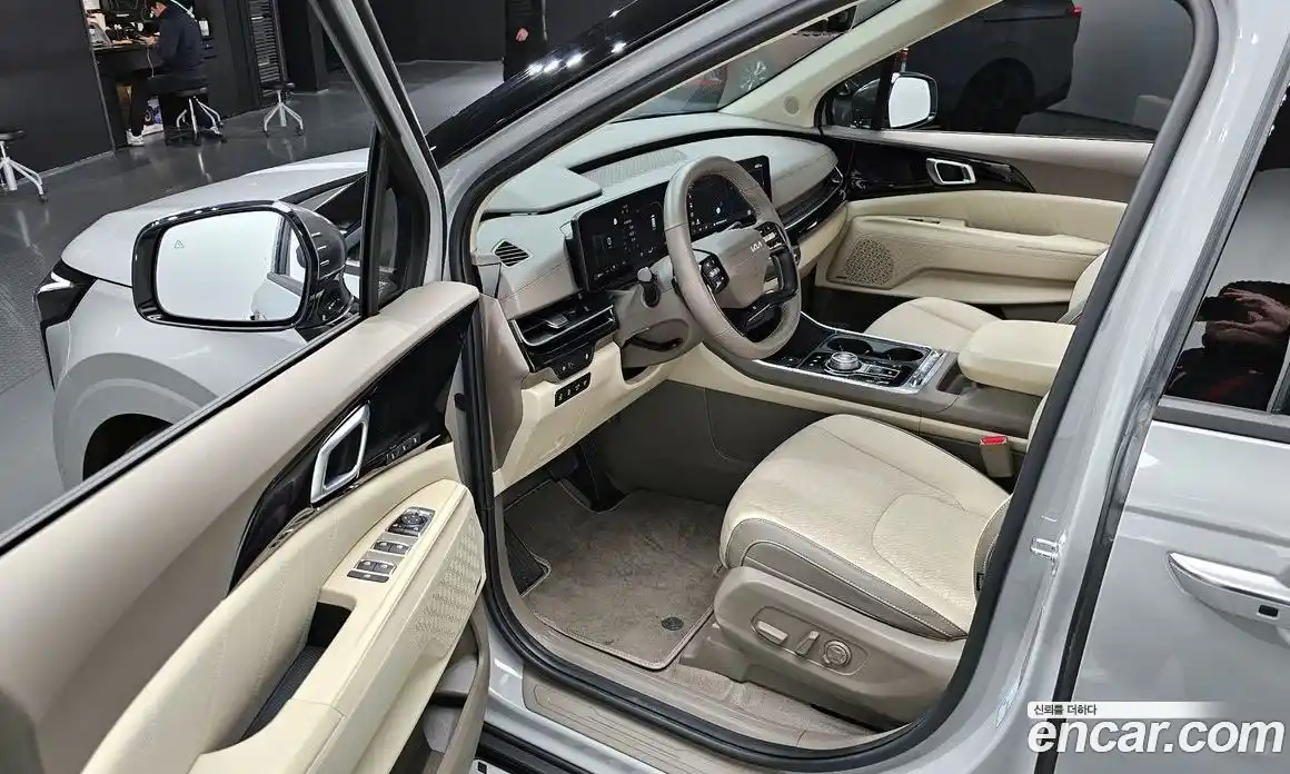 Kia Canival 2025 3.5 Автомат в Москве № 887296, фото 11