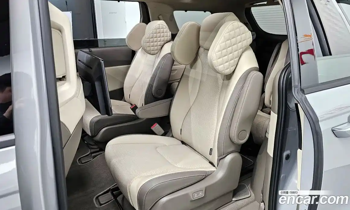 Kia Canival 2025 3.5 Автомат в Москве № 887296, фото 12