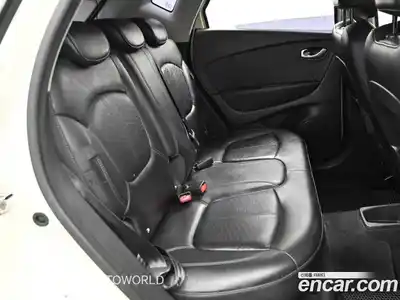 Renault QM3 2017 1.5 Автомат в Москве № 887354, миниатюра 12