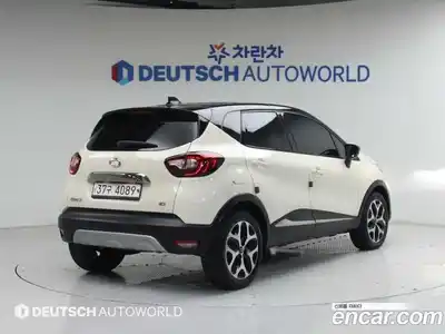 Renault QM3 2017 1.5 Автомат в Москве № 887354, миниатюра 2